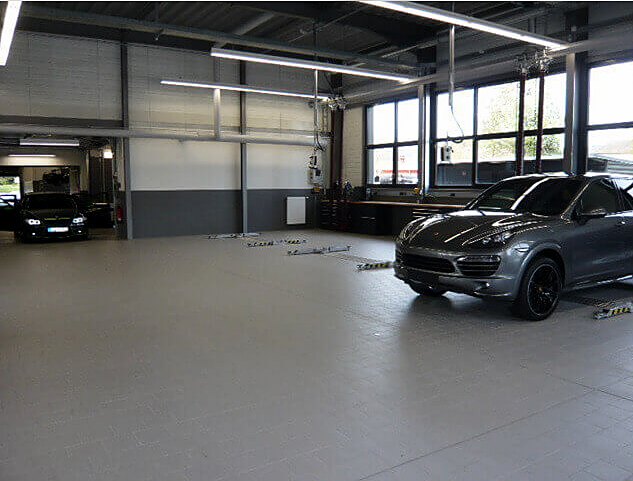 Porsche-Zentrum Lörrach, Bild 15